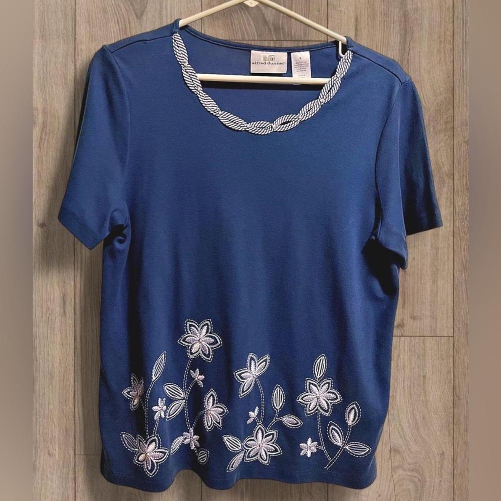 Vintage Alfred Dunner Navy Floral Embroidered Top